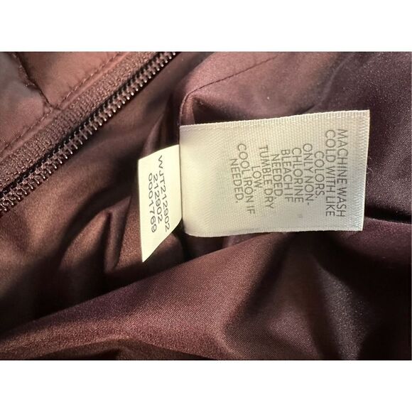 J. Jill women down fill burgundy puffer vest zip up w/ zip pockets XL P #34-0861 - Picture 10 of 10